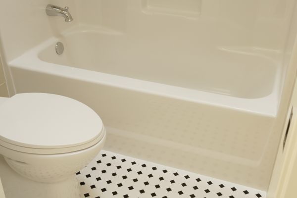 Fiberglass Tub Replacement in San Antonio